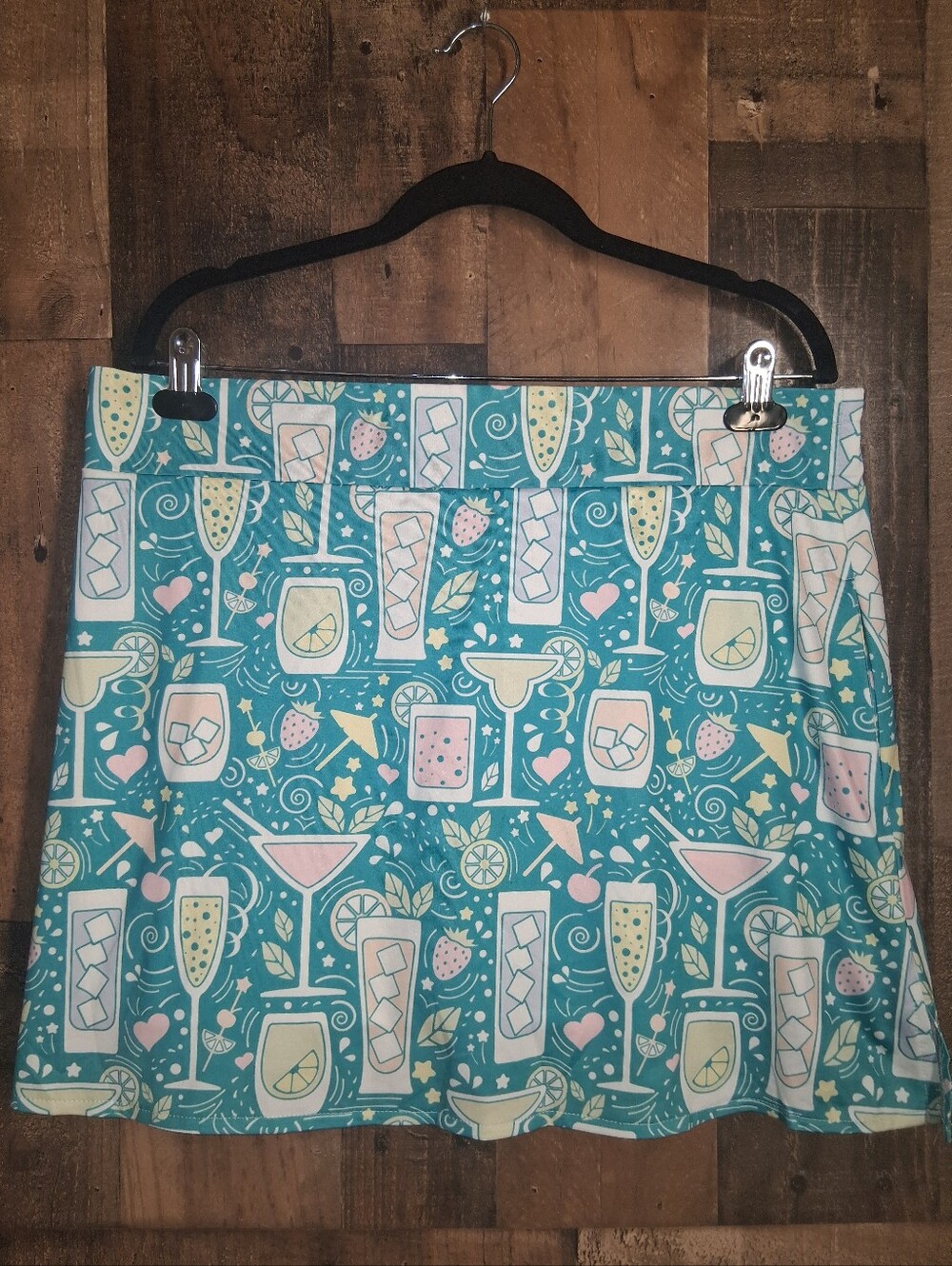 NWT Golf Gentry Skort Cocktails Hello Summer Built in Shorts Size XL Stretch
